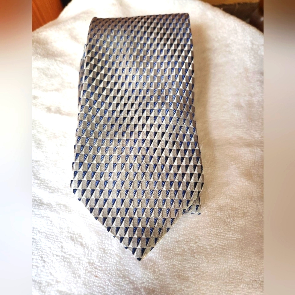 Fratelli 100% Silk Tie Geometric Patterned Tie - Blue and Gray